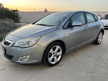 Opel Astra 1.4 100CV 5 porte Elective