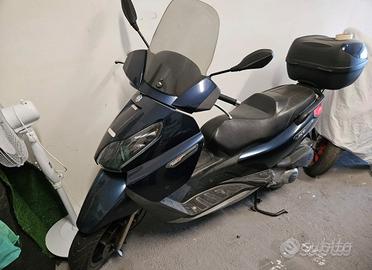 PIAGGIO SCOOTER