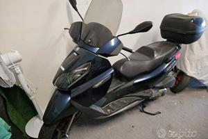 PIAGGIO SCOOTER