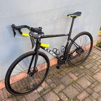 Bici da corsa CUBE attain race