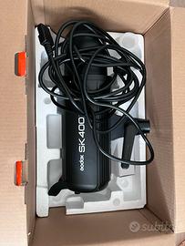 Flash professionale GODOX Sk400 II - 150W