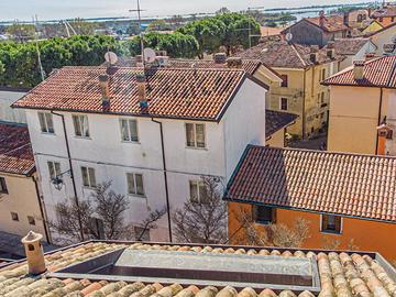 CASA IN CENTRO DA ULTIMARE