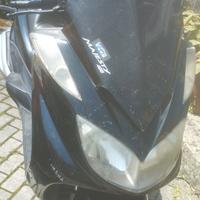Yamaha mayestj 400