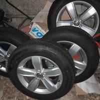 gomme invernali 215/65/R17 con cerchi in lega
