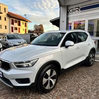 Volvo XC40 T3 Geartronic Momentum Core