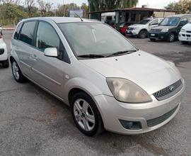 Ford Fiesta 1.4 TDCi 5p. Neopatentati