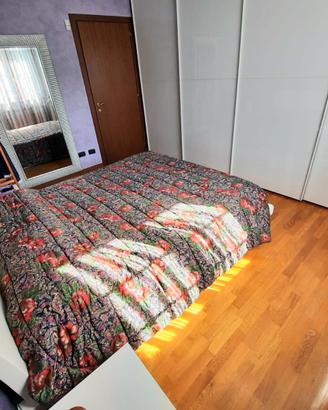 Camera da letto completa come nuova