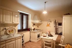 Due villette indipendenti con ampia coorte