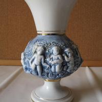 Vaso Capodimonte antico numerato in porcellana