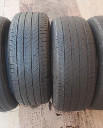 4 pn 225 55 18 Michelin con montaggio 