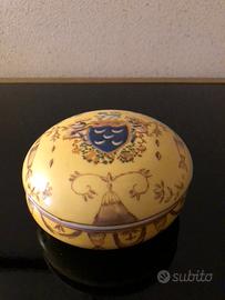 Portagioie scatolina in ceramica decorata