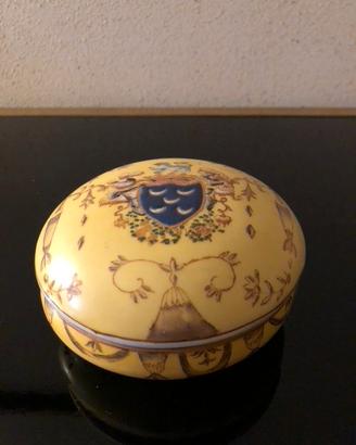 Portagioie scatolina in ceramica decorata