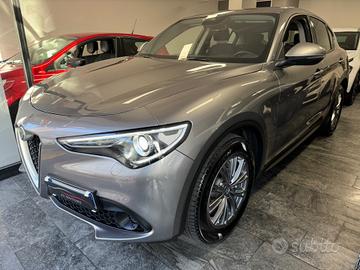 Alfa Romeo Stelvio 2.2 Turbodiesel 190 CV AT8 RWD 