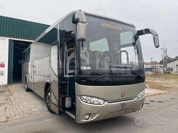 Autobus turistico Scania Marcopolo