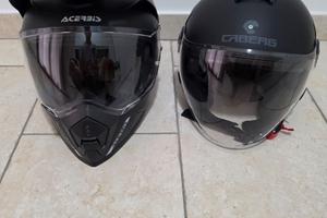 2 caschi