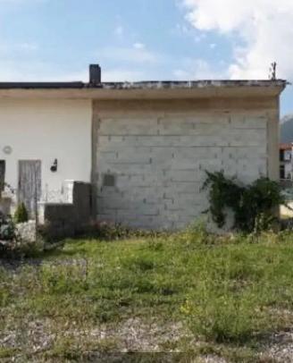 Garage magazzino rimessa