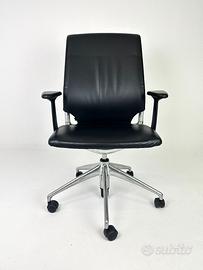 Sedia design Vitra Meda pelle