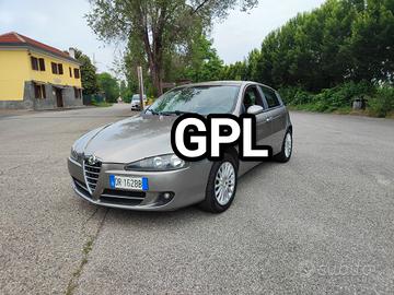 Alfa Romeo 147 1.6 GPL