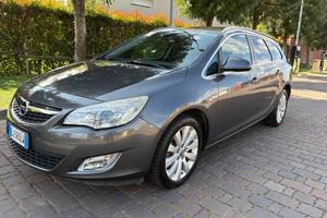 Opel Astra 1.7 CDTI 125CV Sports Tourer Cosmo