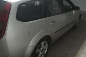 Ford Focus swTDI 1600 90 CV anche per neopatentati