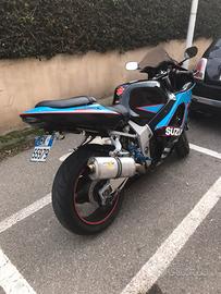 Suzuki gsxr 600 k1
