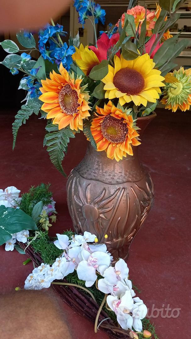 vaso con fiori finti - Giardino e Fai da te In vendita a Verona