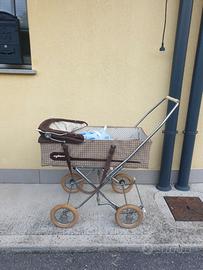 Carrozzina da bambino vintage