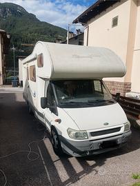 Ford Rimor Katamarano 6