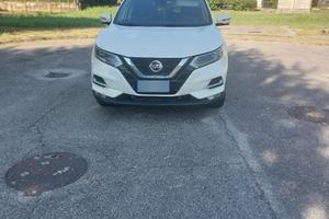 NISSAN QASHQAI  1.5 diesel N-CONNECTA