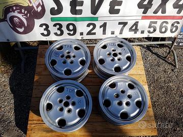 Cerchi in lega per fuoristrada e pick up 4x4