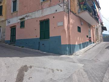 San pietro: monolocale ristrutturato