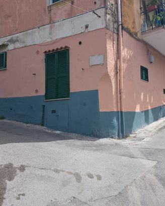 San pietro: monolocale ristrutturato