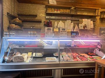 Attività / Licenza di 70 m² a Alessandria