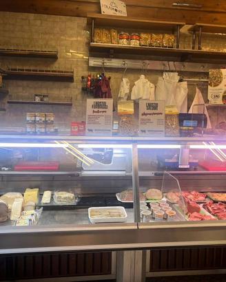Attività / Licenza di 70 m² a Alessandria
