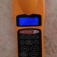 Misuratore ad ultrasuoni (puntatore laser)_NUOVO