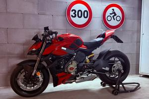 Ducati Streetfighter v4 - 2024