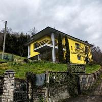 Villa ristrutturata con 3500mq di giardino