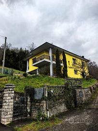 Villa ristrutturata con 3500mq di giardino