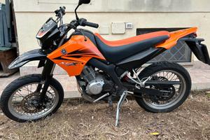 Yamaha XT 125x