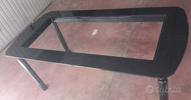 tavolo nero con centro in cristallo  8/10 posti