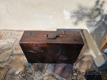 Valigia in legno 