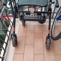 carrello per anziani