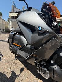 BMW CE 04 SINISTRATO