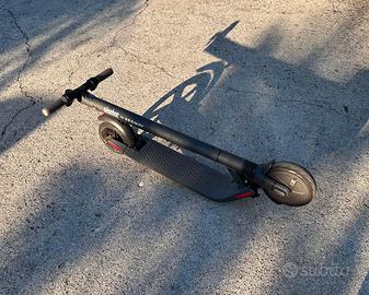 Monopattino Ninebot Segway Es2 Doppie Sospensioni