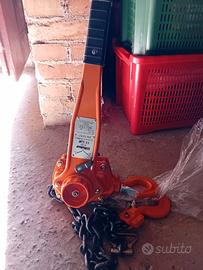 Paranco a crick  ROBUR 1,5 t.