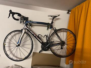 Bici da corsa FRW carbon napa valley