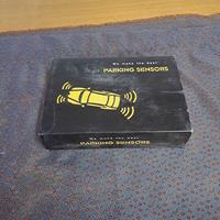 kit sensori di parcheggio nuovi.