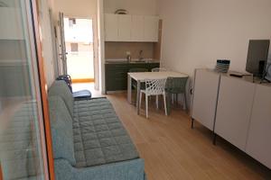 Moderno bilocale ristrutturato a Bibione