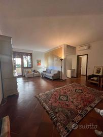 Appartamento di 145 m² con 5 locali a Firenze