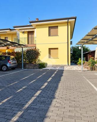 2 LOCALI A DUEVILLE